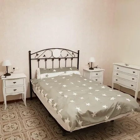 Apartment Infanta Dona Maria A 5 Minutos Del Centro Cordoba